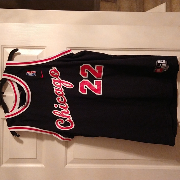 Nike Other - Chicago bulls jersey active wear
